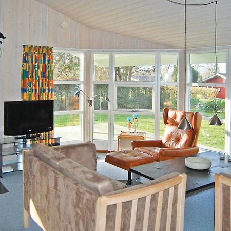 3 Bedroom Cozy Home In Fårvang المظهر الخارجي الصورة